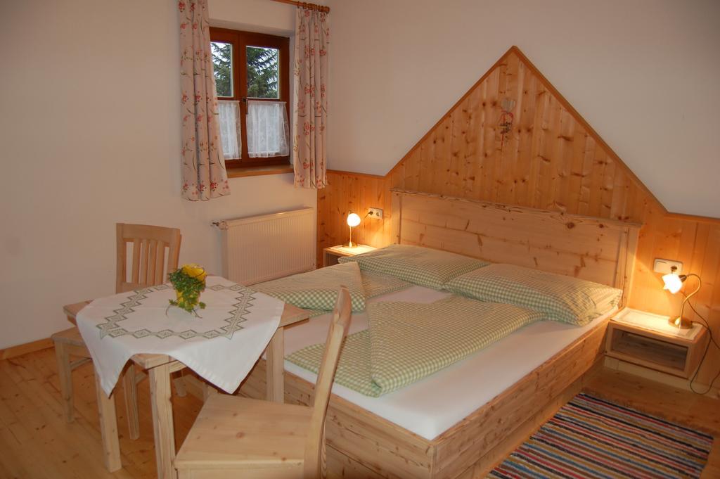 Grossberghof Villa Taxenbach Room photo