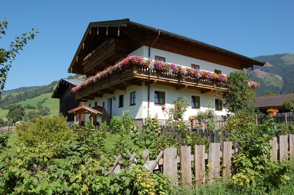 Grossberghof Villa Taxenbach Exterior photo